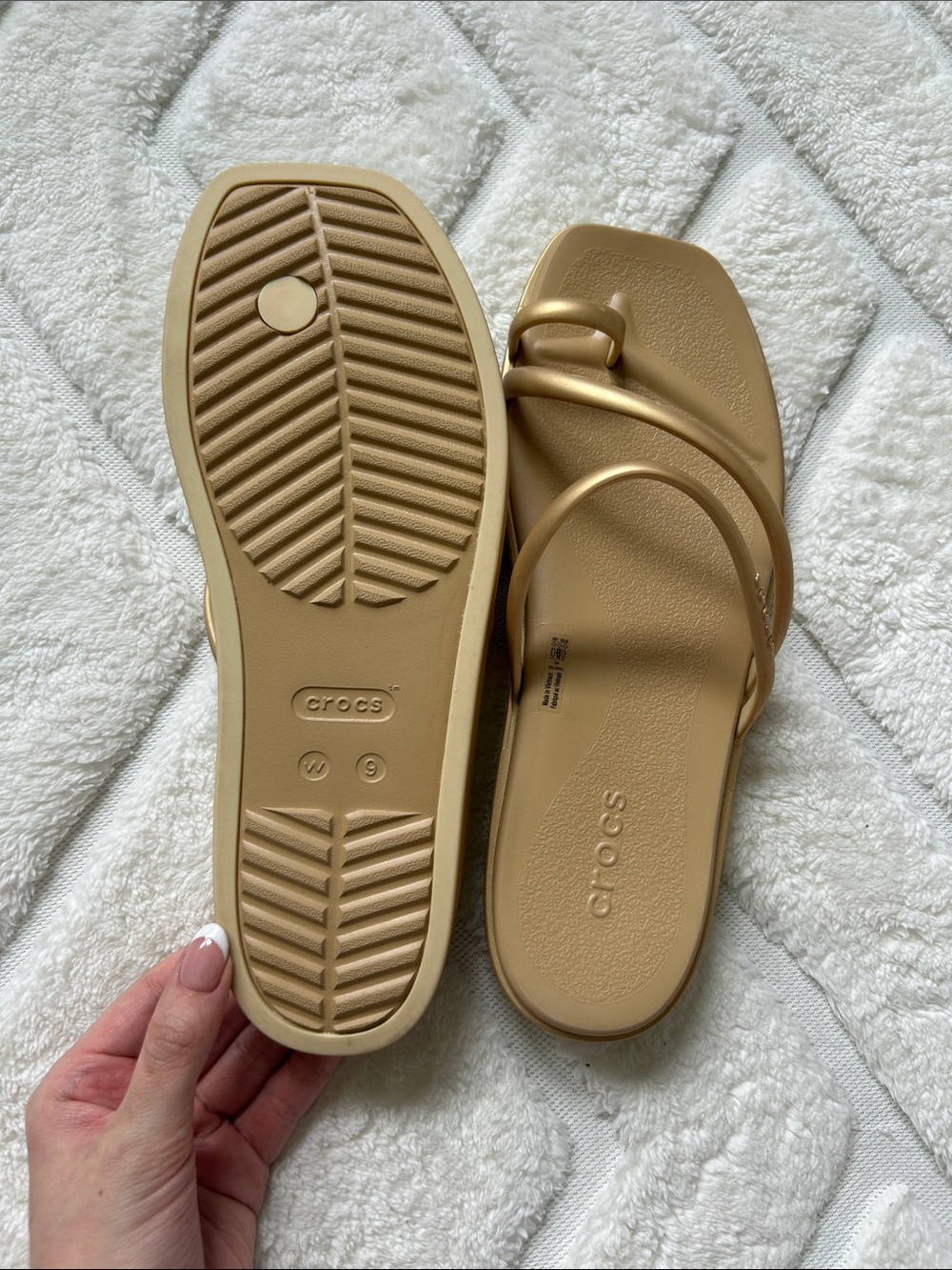 CROCS Miami Toe Loop Sandal in Gold - Picture 2 of 3